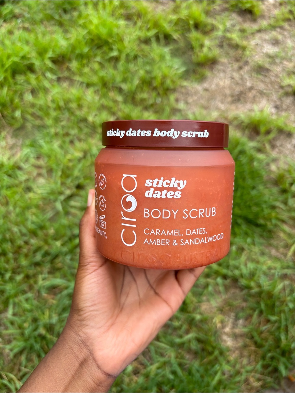 Ciroa Sticky Dates Body Scrub — Amber Brown & Deep Brown